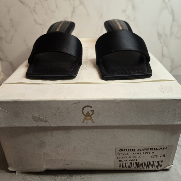 Good American Slide Sandal Mules - Black Satin - Picture 2 of 7